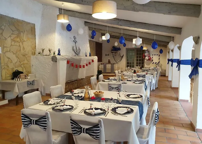 Aldeamento Turístico Village Les Bories *