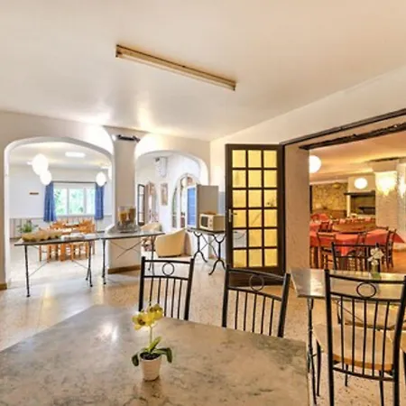 홀리데이파크 Village Les Bories