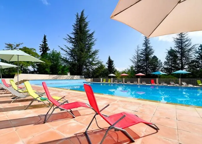 Village Les Bories Niozelles