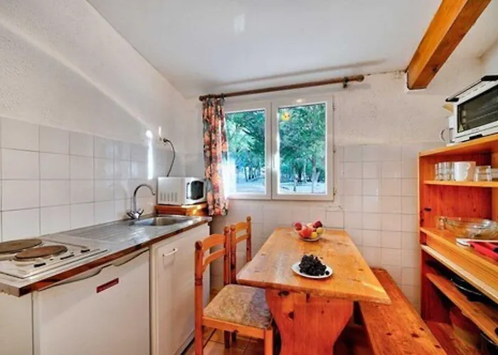 Village Les Bories Niozelles