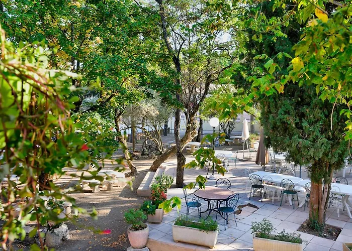 База отдыха Village Les Bories *