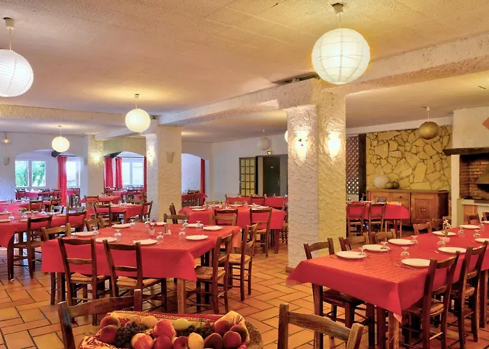 Village Les Bories * Niozelles